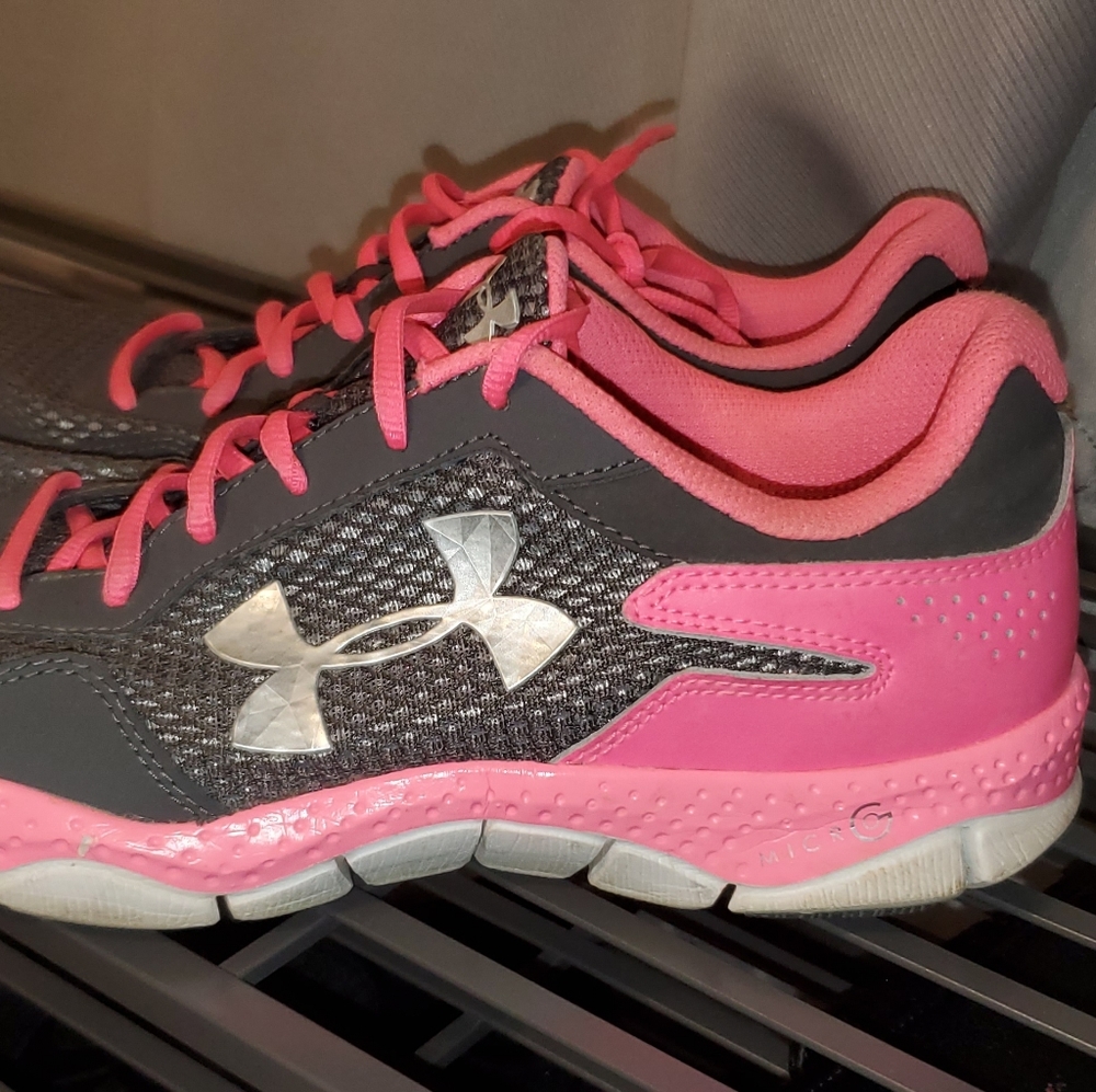 Like New New Balance Tennis Shoes